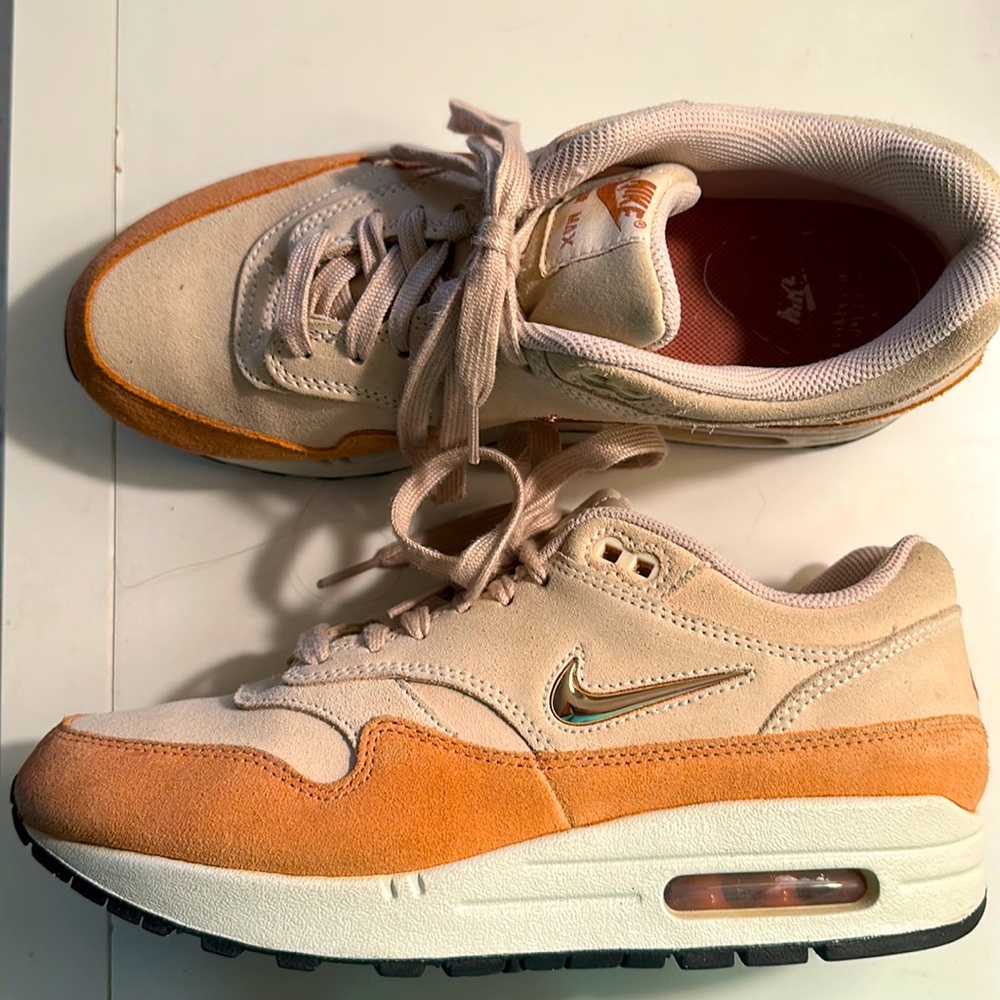 Nike Air Max - Pink Sneakers - Size 8.5